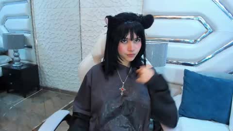 Snapshot of tatilee chatting on 10-24-25, 09:49 tatilee online show from 10-24-25, 09:49