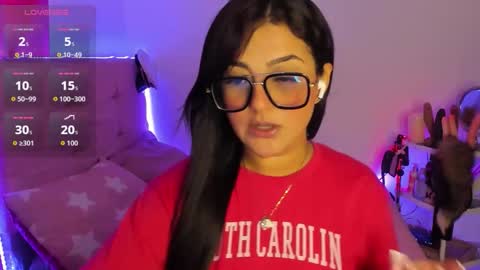 Snapshot of tatissdeliciuss chatting on 10-29-25, 03:58 Tatiss online show from 10-29-25, 03:58