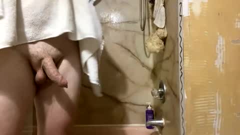 tattedhubs5 online show from 09-15-25, 08:42