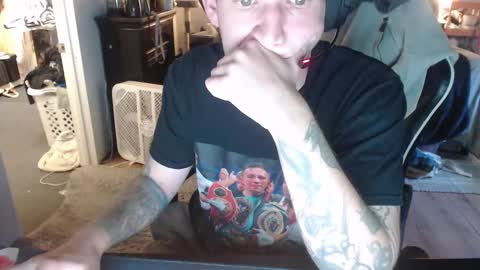 tattedhubs5 online show from 09-18-25, 07:27