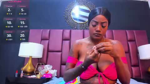 Snapshot of tattibell1 chatting on 07-17-26, 10:03 tattibell1 online show from 07-17-26, 10:03