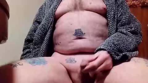 tattooedbear online show from 12-17-25, 06:08