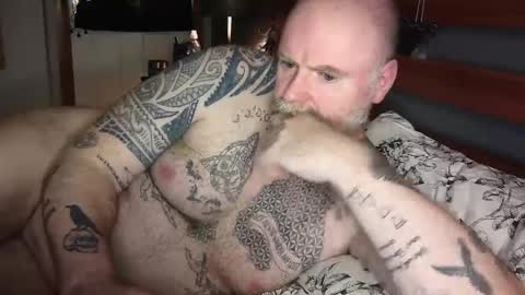Tattooeddilf 01 online show from 12-31-24, 10:34