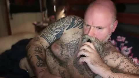 Tattooeddilf 01 online show from 10-09-25, 10:08