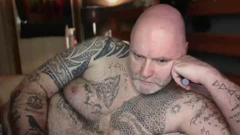 Tattooeddilf 01 online show from 02-15-26, 07:43