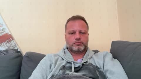 Snapshot of tattoomanforgirls chatting on 05-12-26, 09:39 tattoomanforgirls online show from 05-12-26, 09:39