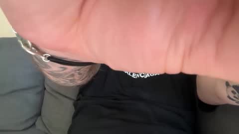 Snapshot of tattoomanforgirls chatting on 05-21-26, 02:57 tattoomanforgirls online show from 05-21-26, 02:57