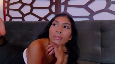 Snapshot of taty_miller chatting on 02-06-26, 09:07 Taty Miller online show from 02-06-26, 09:07