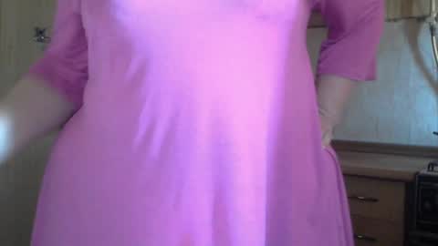 Snapshot of tatyanka_ chatting on 03-06-25, 02:18 tatyanka_ online show from 03-06-25, 02:18