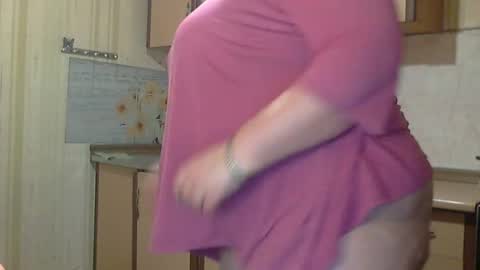 Snapshot of tatyanka_ chatting on 11-04-25, 01:27 tatyanka_ online show from 11-04-25, 01:27