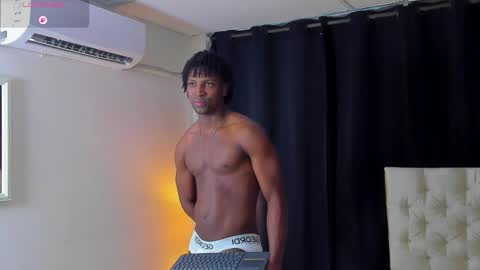 Snapshot of tau_montes chatting on 04-01-26, 01:17 tau_montes online show from 04-01-26, 01:17