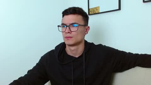 taurus4k online show from 12-17-24, 03:39