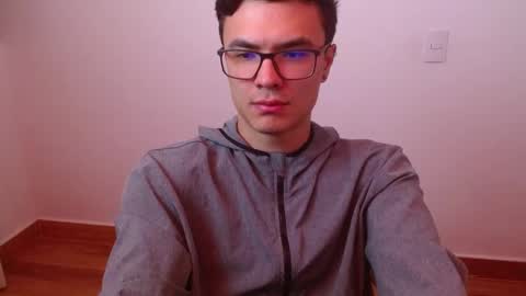 taurus4k online show from 03-03-25, 02:15