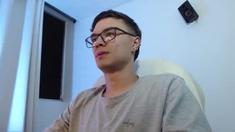 taurus4k online show from 11-12-25, 02:12