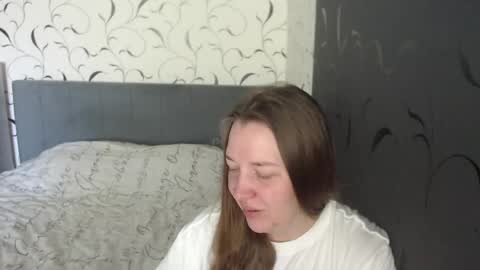 Snapshot of taxxxu chatting on 05-19-26, 07:26 Diana online show from 05-19-26, 07:26