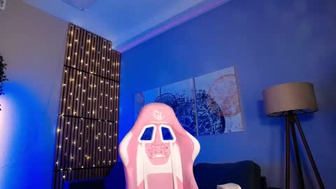 Taya online show from 01-31-25, 11:24