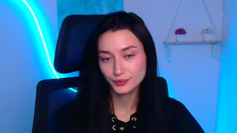 Snapshot of tayavibe chatting on 11-17-25, 07:03 Taya online show from 11-17-25, 07:03