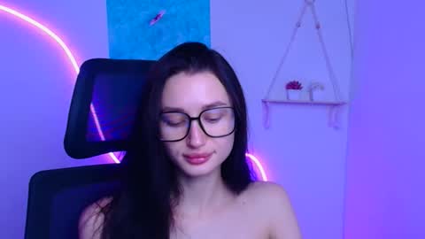 Taya online show from 12-22-25, 06:21