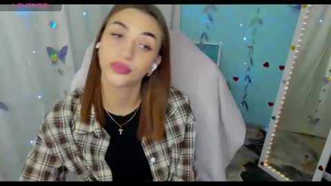 Snapshot of tayla_candy chatting on 06-17-26, 07:22 Tayla online show from 06-17-26, 07:22