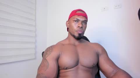 Snapshot of tayler_waka chatting on 12-17-24, 01:39 Tyler online show from 12-17-24, 01:39