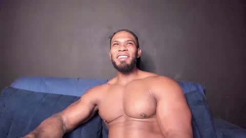 Snapshot of tayler_waka chatting on 10-12-25, 11:37 Tyler online show from 10-12-25, 11:37