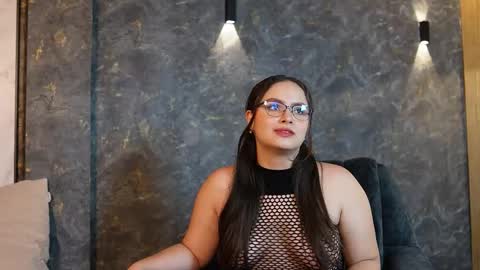 Teylor  Kim online show from 09-29-25, 06:57