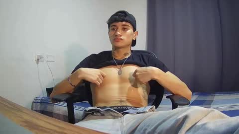 Snapshot of taylor_024 chatting on 05-31-26, 06:21 independent model online show from 05-31-26, 06:21