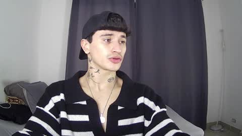 Snapshot of taylor_024 chatting on 06-02-26, 04:58 independent model online show from 06-02-26, 04:58