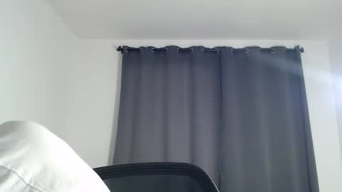 Snapshot of taylor_024 chatting on 06-29-26, 10:15 independent model online show from 06-29-26, 10:15