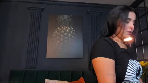 Snapshot of taylor_bennet chatting on 03-08-25, 12:09 Taylor Bennet online show from 03-08-25, 12:09