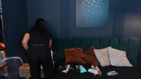 Snapshot of taylor_bennet chatting on 03-12-25, 12:15 Taylor Bennet online show from 03-12-25, 12:15