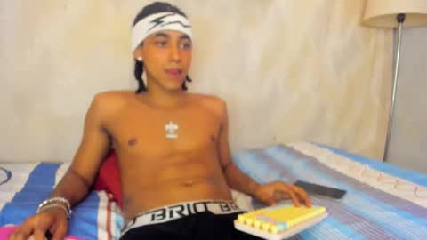 Taylor online show from 02-27-26, 02:22