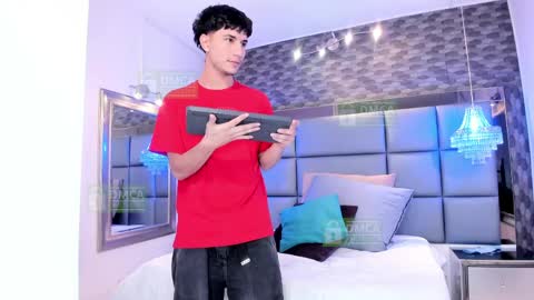 taylor_brooks_ online show from 05-01-26, 11:37