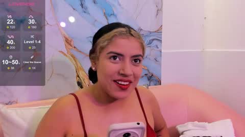 taylor_cupper_ online show from 10-08-25, 07:55