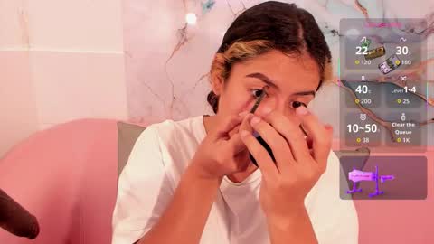 taylor_cupper_ online show from 12-01-25, 03:22