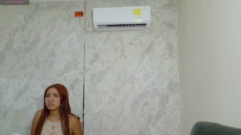 Snapshot of taylor_gil0 chatting on 07-06-26, 01:19 taylor_gil0 online show from 07-06-26, 01:19
