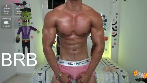 Snapshot of taylor_johnn chatting on 06-28-26, 02:34 Penagos zz online show from 06-28-26, 02:34