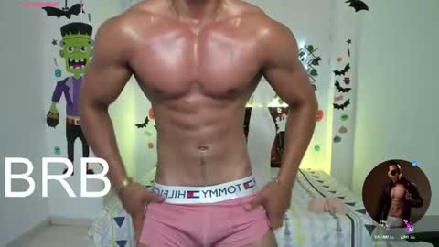 Snapshot of taylor_johnn chatting on 07-17-26, 03:39 Penagos zz online show from 07-17-26, 03:39