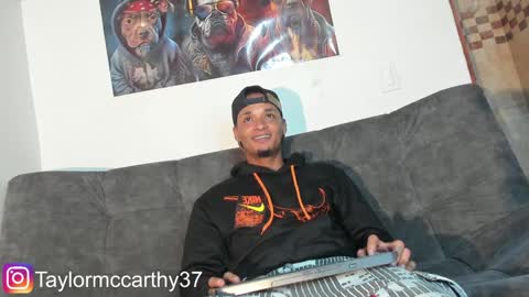 Taylor Mccarthy online show from 01-03-25, 04:00