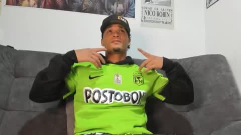 Taylor Mccarthy online show from 10-15-25, 02:01