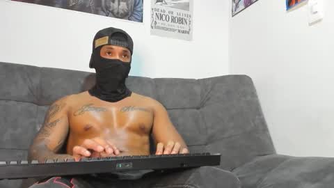 Taylor Mccarthy online show from 10-20-25, 02:34