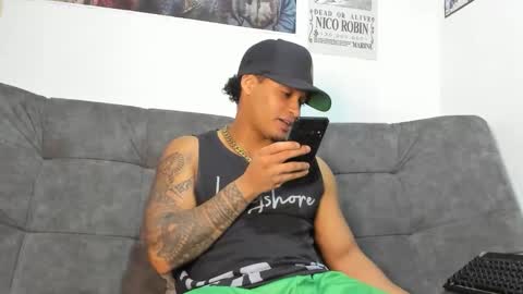 Taylor Mccarthy online show from 10-22-25, 12:44