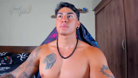 taylor_mclane1 online show from 01-14-26, 03:28