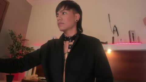 Taylor online show from 04-10-26, 09:41