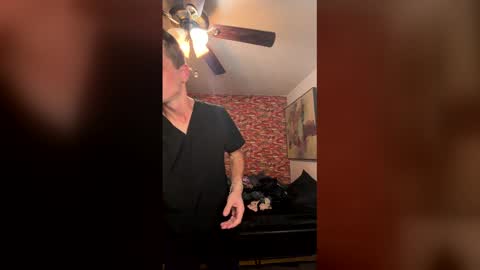 Trevorling online show from 02-02-26, 01:54