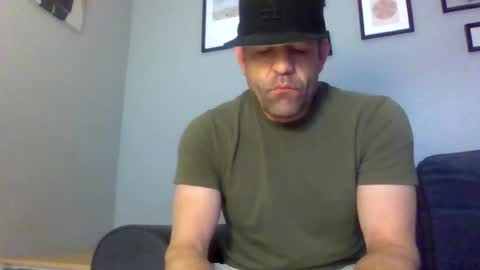 Snapshot of taylors2822 chatting on 05-12-26, 10:56 taylors2822 online show from 05-12-26, 10:56