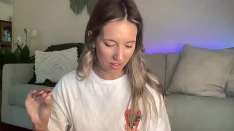 Snapshot of taylorslittlekingdom chatting on 03-17-26, 10:46 Taylor online show from 03-17-26, 10:46