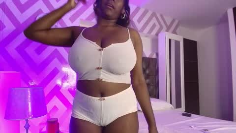 Snapshot of tayrasiny chatting on 03-17-26, 04:50 Tayra horny for you online show from 03-17-26, 04:50