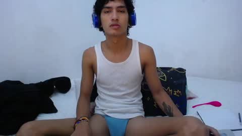 Tayron online show from 12-27-24, 06:31