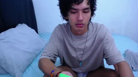 Tayron online show from 01-19-25, 05:18